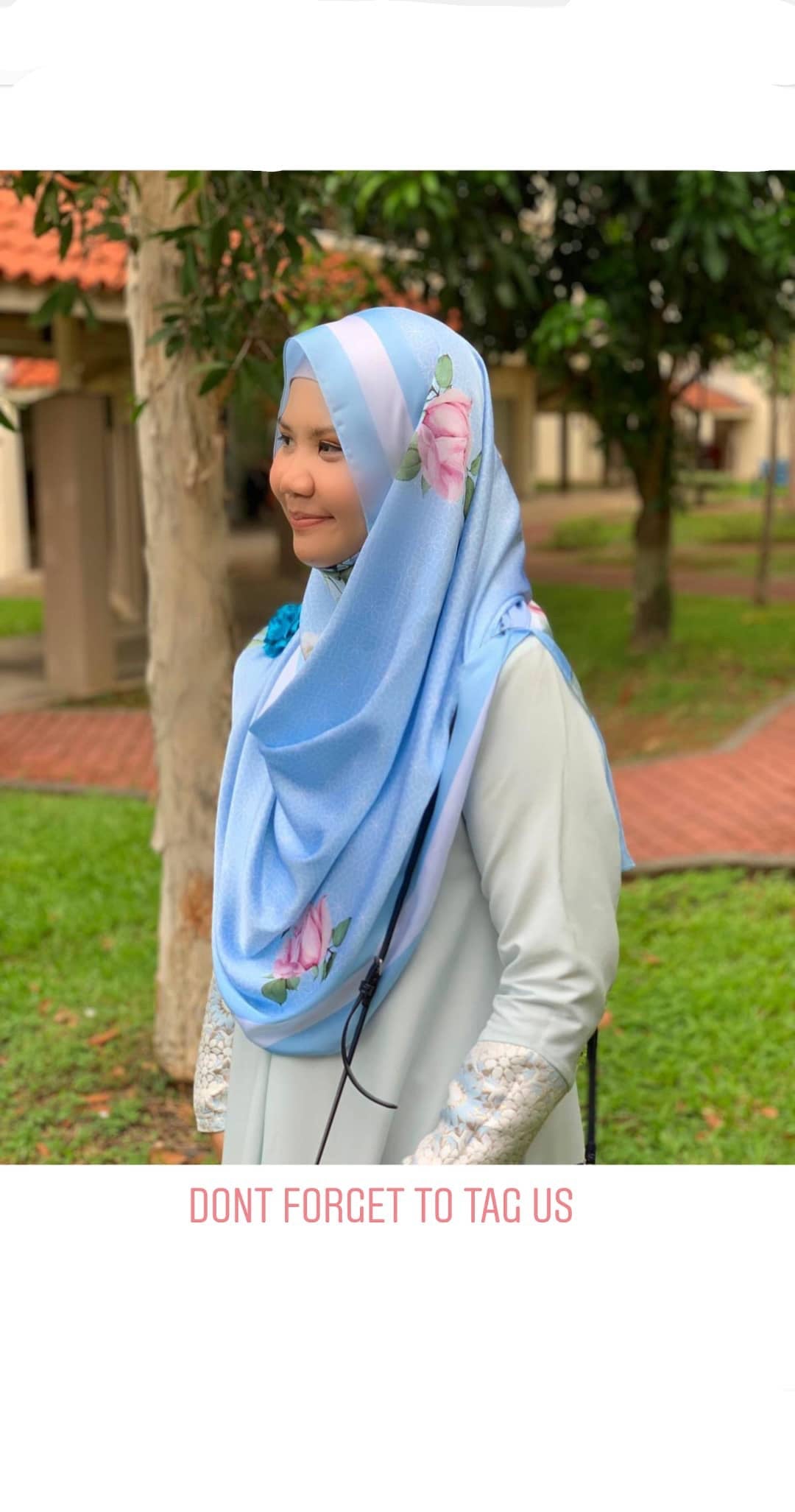 Floral series V2: Blue