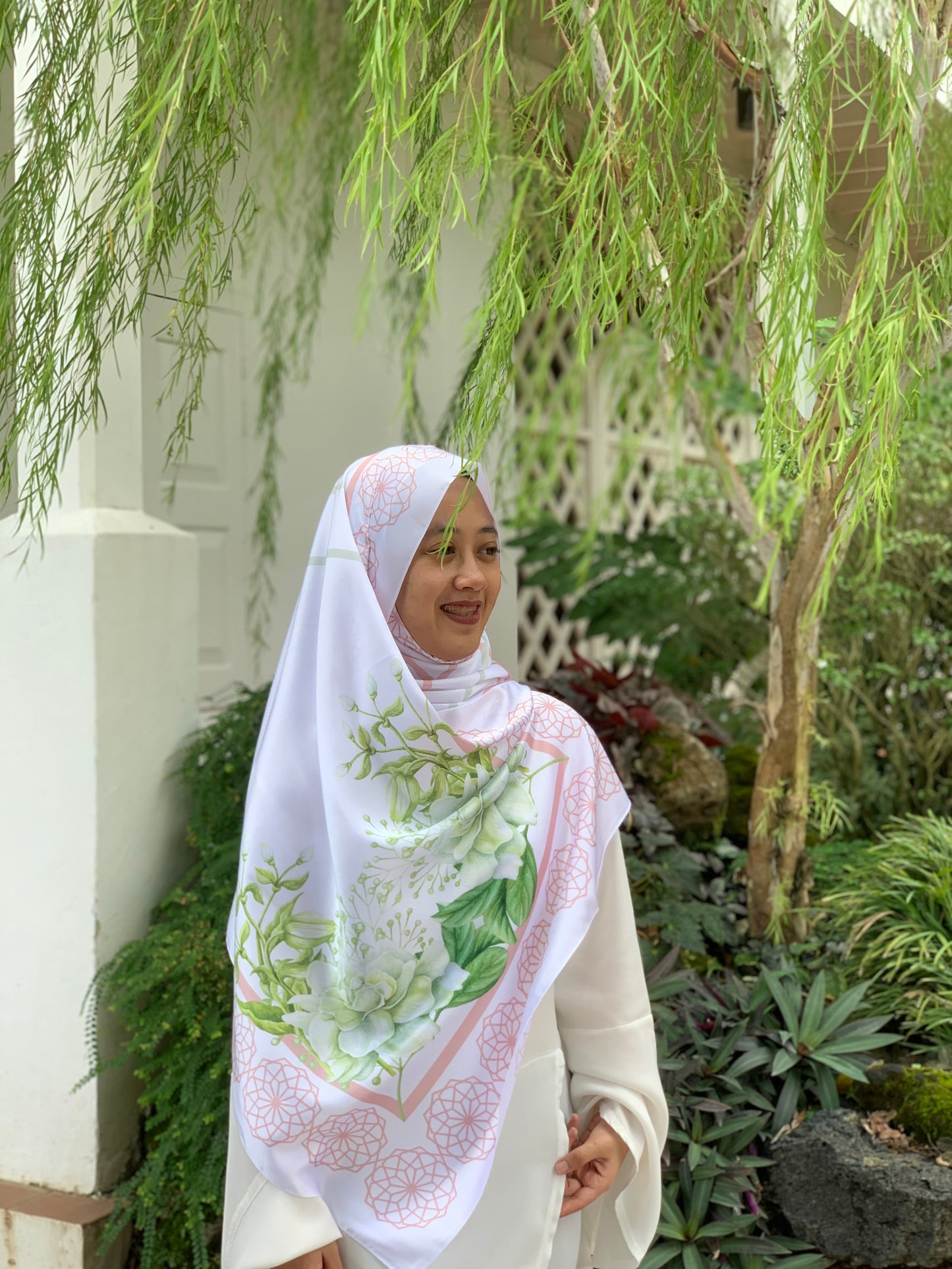 Floral series V2: Peach & Green